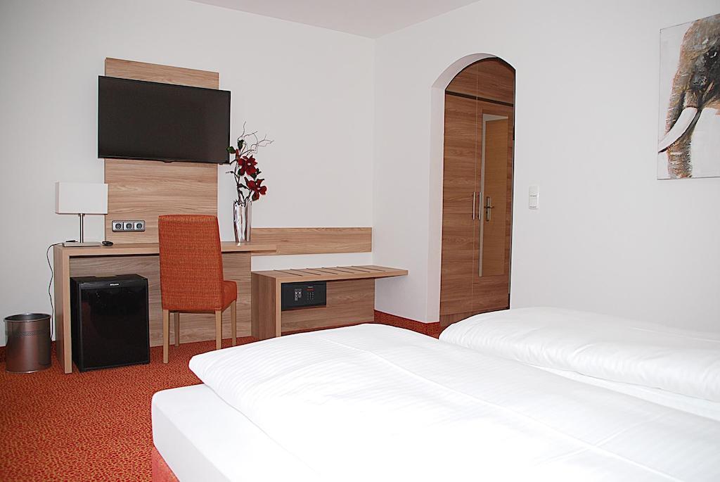 Hotel Isartaler Hof Wolfratshausen Δωμάτιο φωτογραφία
